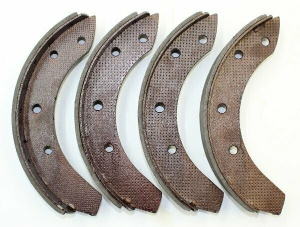 Satz Bremsbacken, regeneriert, Vorderachse, Octavia / Felicia ( bis 15. Serie )