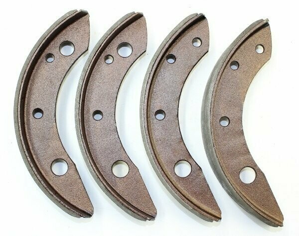Satz Bremsbacken, regeneriert, Hinterachse, 1200 / 1201, 440 / 445, 450