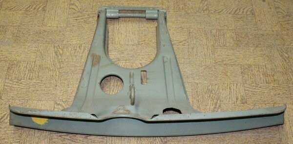 Spare wheel holder, up to 7/83