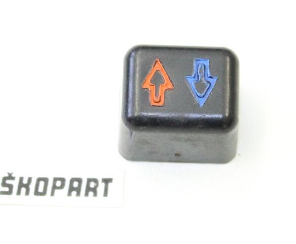 Knopf 3 b