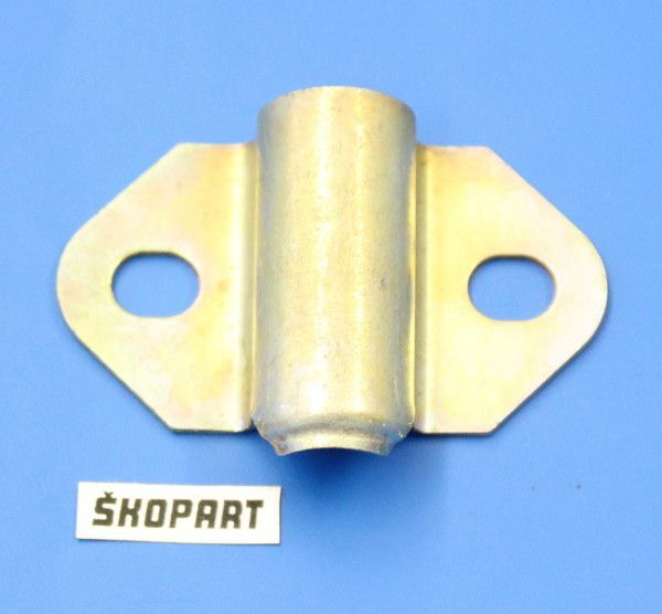 Halter Reserveradentriegelung , 8/83-5/86