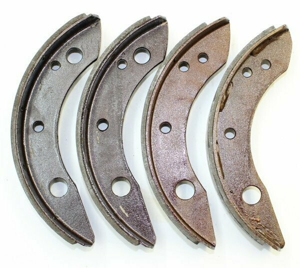 Satz Bremsbacken, regeneriert, Hinterachse, 1101 / 1102 Satz Bremsbacken, regeneriert, Hinterachse, 1101 / 1102