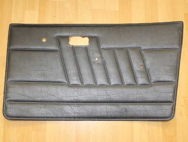 Türverkleidung, vorn rechts, Lux Türverkleidung, vorn rechts, Lux
