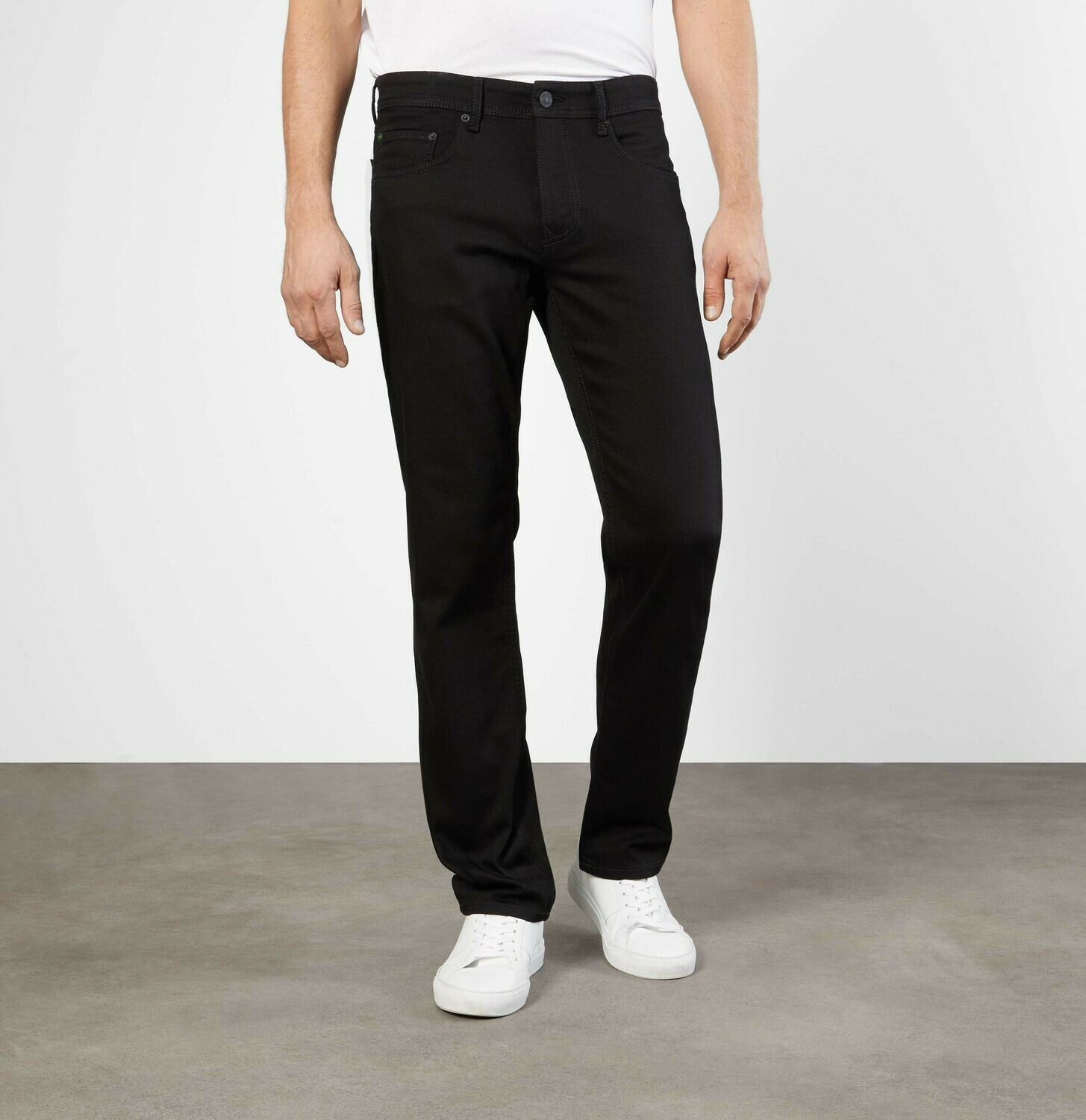 MAC ARNE stay black black MAC ARNE stay black black
