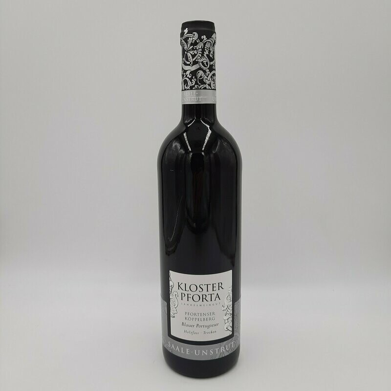 Landesweingut Kloster Pforta - Pfortenser Köppelberg Blauer Portugiser Landesweingut Kloster Pforta - Pfortenser Köppelberg Blauer Portugiser