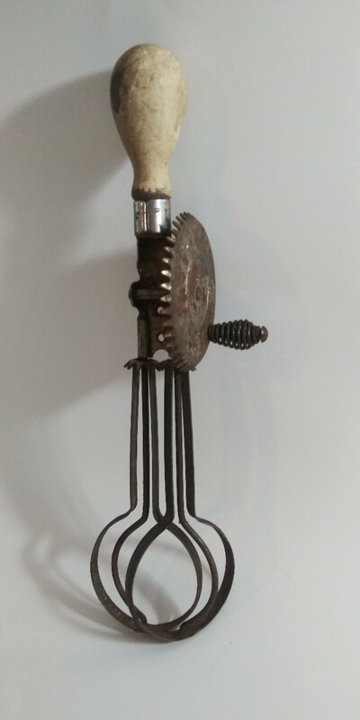 Old Hand Mixer Egg Beater