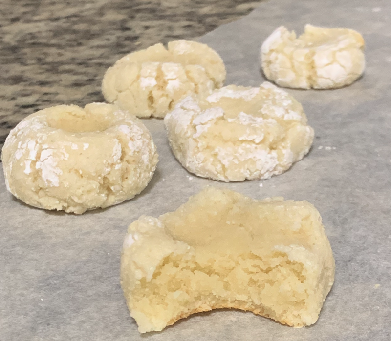 Italian almond cookie