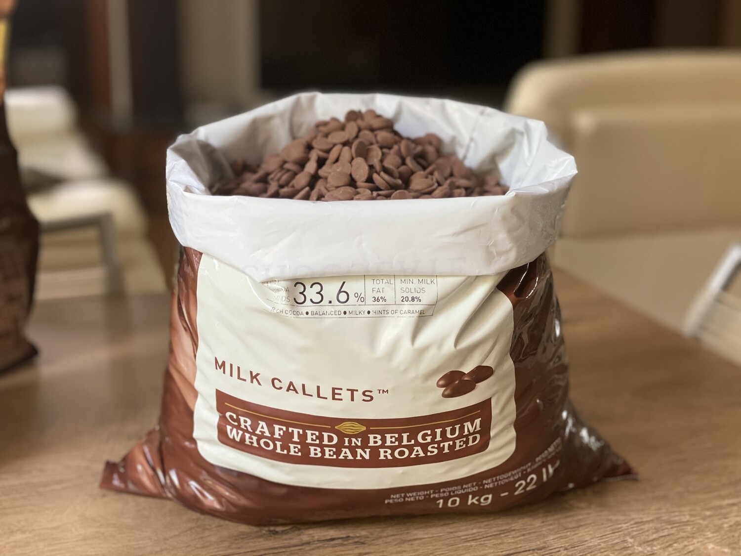 Молочний Шоколад № 823 Callebaut, 1 кг.