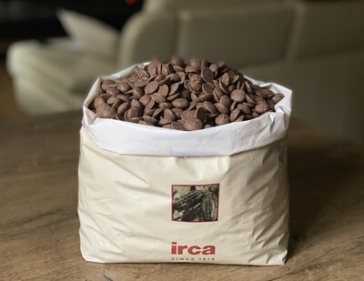 Молочний шоколад Irca 34%, 1 кг.