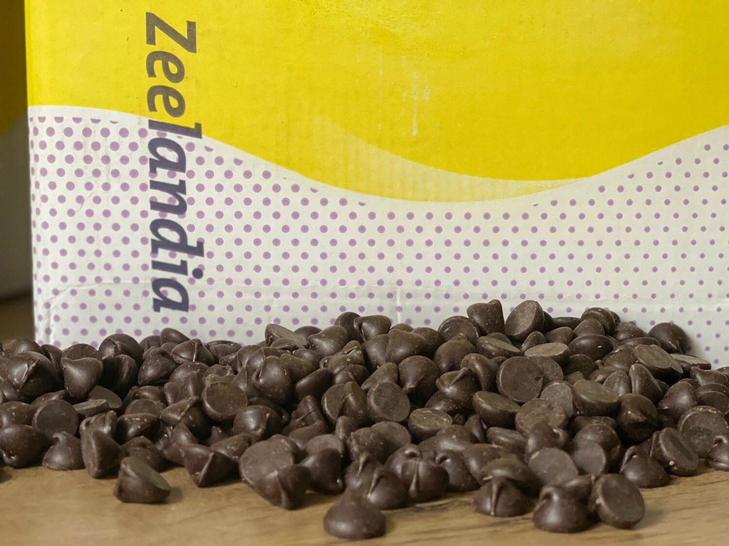 Чорний шоколад 58% Zeelandia, 100 г.