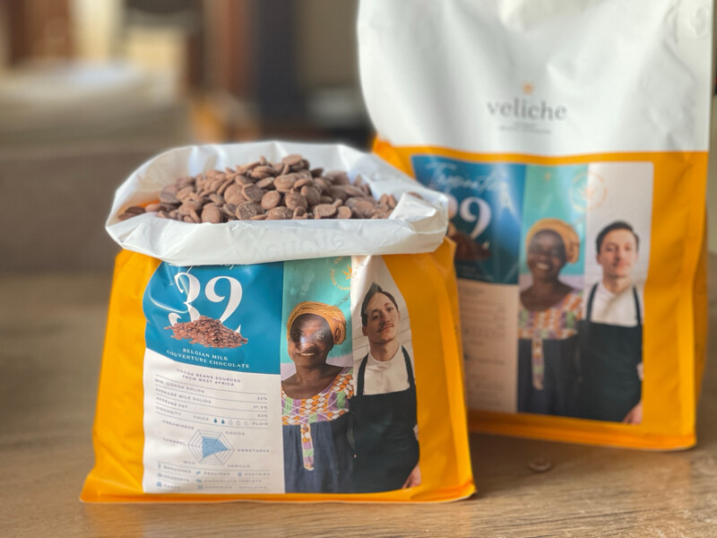 Молочний Шоколад 32% Veliche Gourmet, 1 кг.