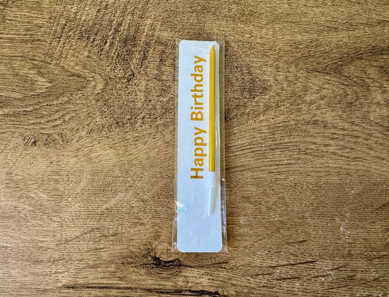 Свічка на бенто-торт НB золото 11см, 1 шт. Свічка на бенто-торт НB золото 11см, 1 шт.