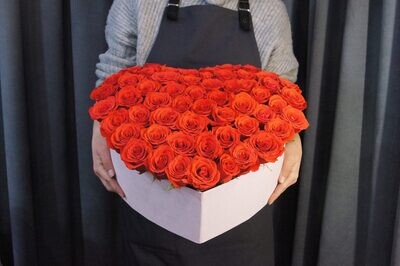 Buy flowers for February 14 Heart 51 roses with delivery