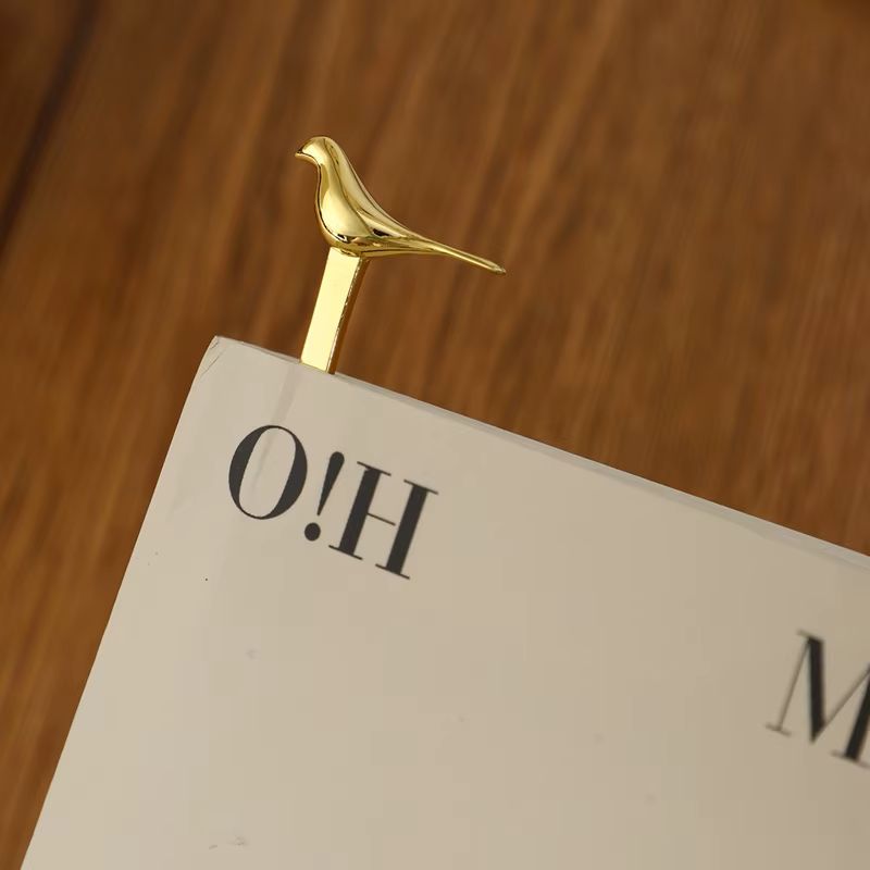 Pajaro dorado Bookmark