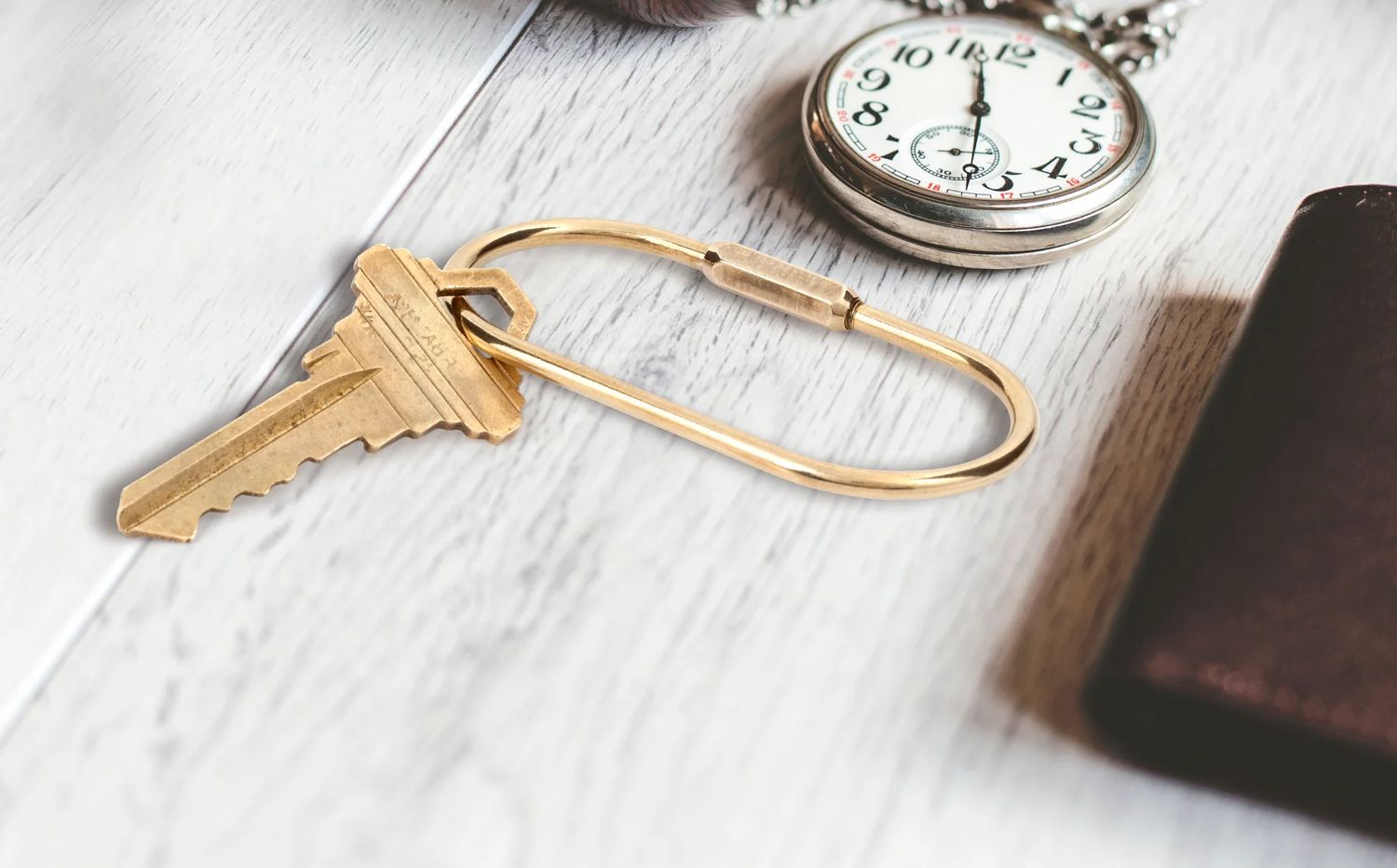 Llavero Brass
