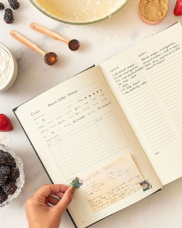 Strawberry Heriloom Recipe Book