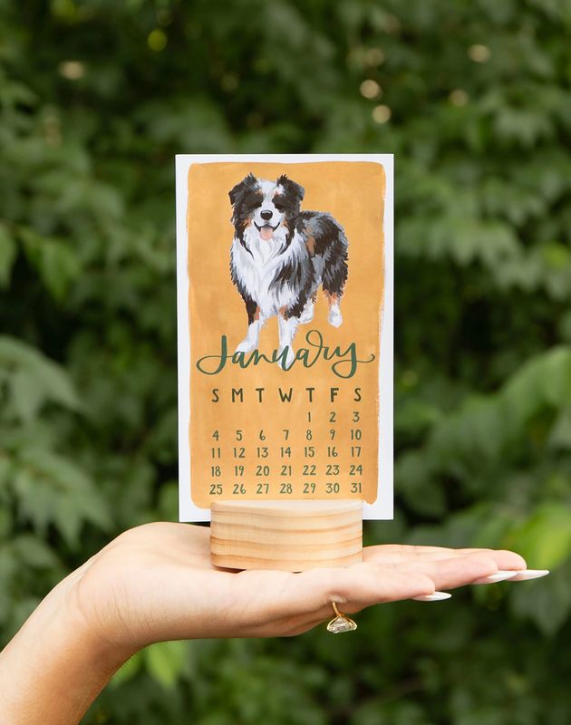 Furry Friends 2026 Desk Calendar + Wooden Block