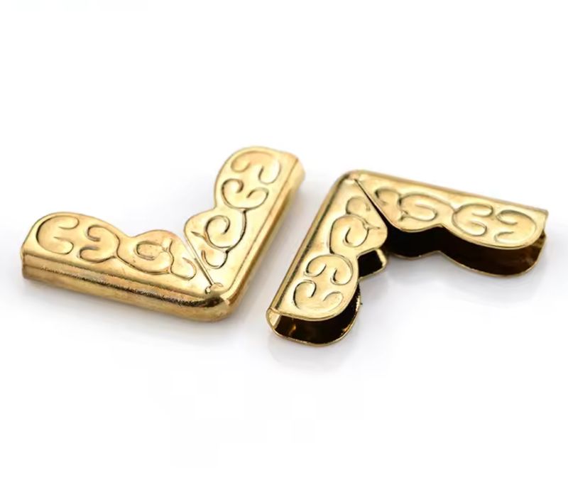 Esquineros Dorado Brillante