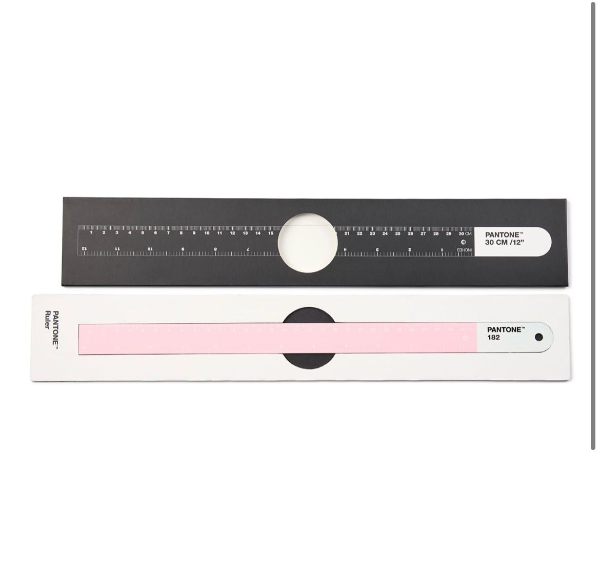 PANTONE - Ruler Light Pink 182 C