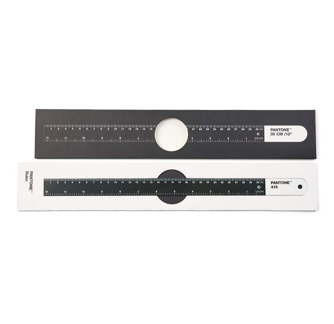PANTONE - Ruler Black 419