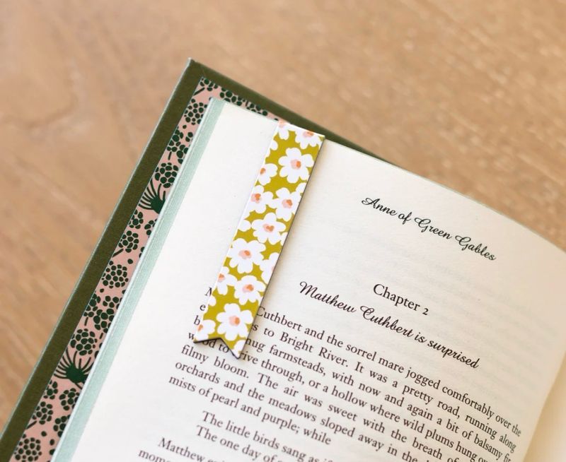 Magnetic Bookmark - Spring Tones