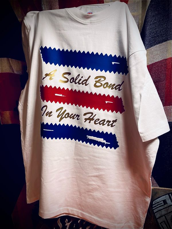 A SOLID BOND ORGANIC HEAVYWEIGHT COTTON T SHIRT