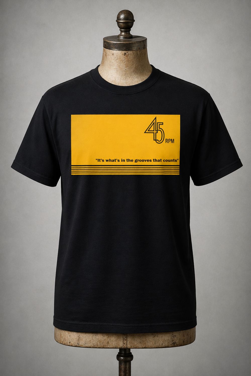 It's what's in the grooves 45rpm Organic Cotton T-Shirt It's what's in the grooves 45rpm Organic Cotton T-Shirt