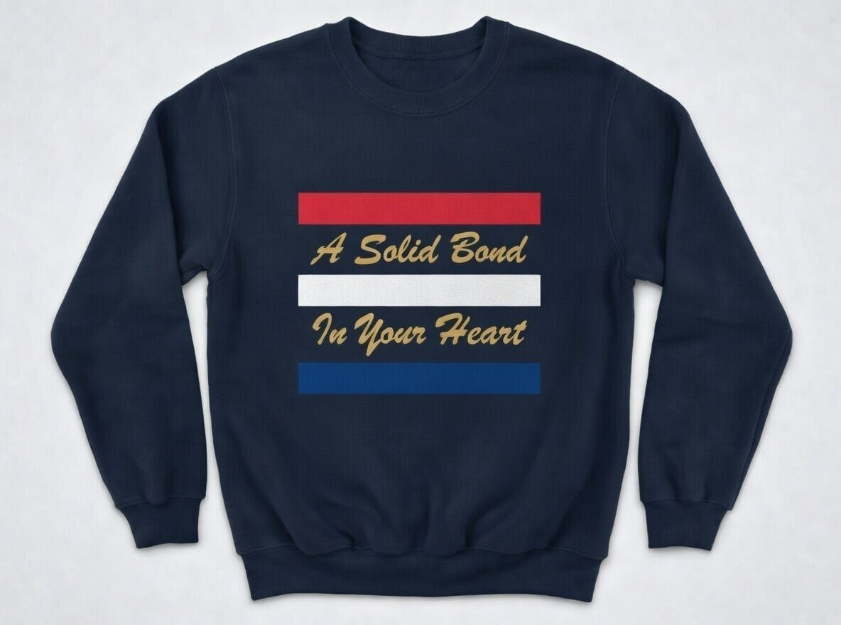Solid Bond IN YOUR HEART Organic Sweatshirt Solid Bond IN YOUR HEART Organic Sweatshirt