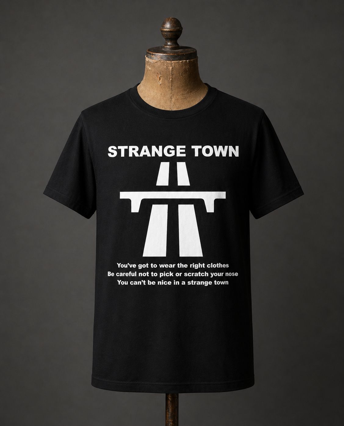 STRANGE TOWN organic cotton T shirt STRANGE TOWN organic cotton T shirt