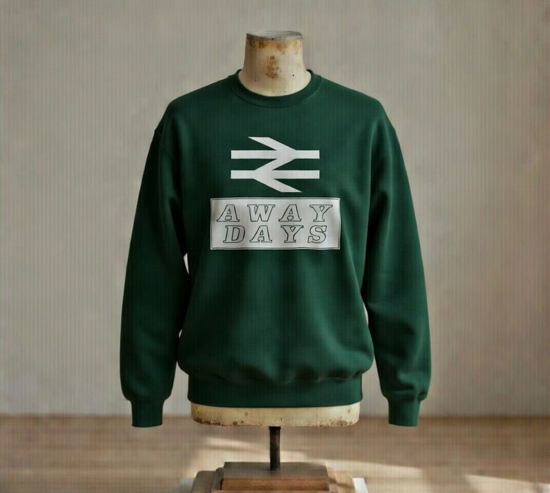 AWAY DAYS  ORGANIC COTTON SWEATSHIRT