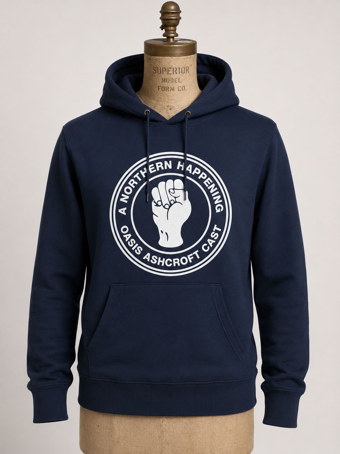 A NORTHERN HAPPENING CLASSIC LOGO HOODED SWEATSHIRT A NORTHERN HAPPENING CLASSIC LOGO HOODED SWEATSHIRT