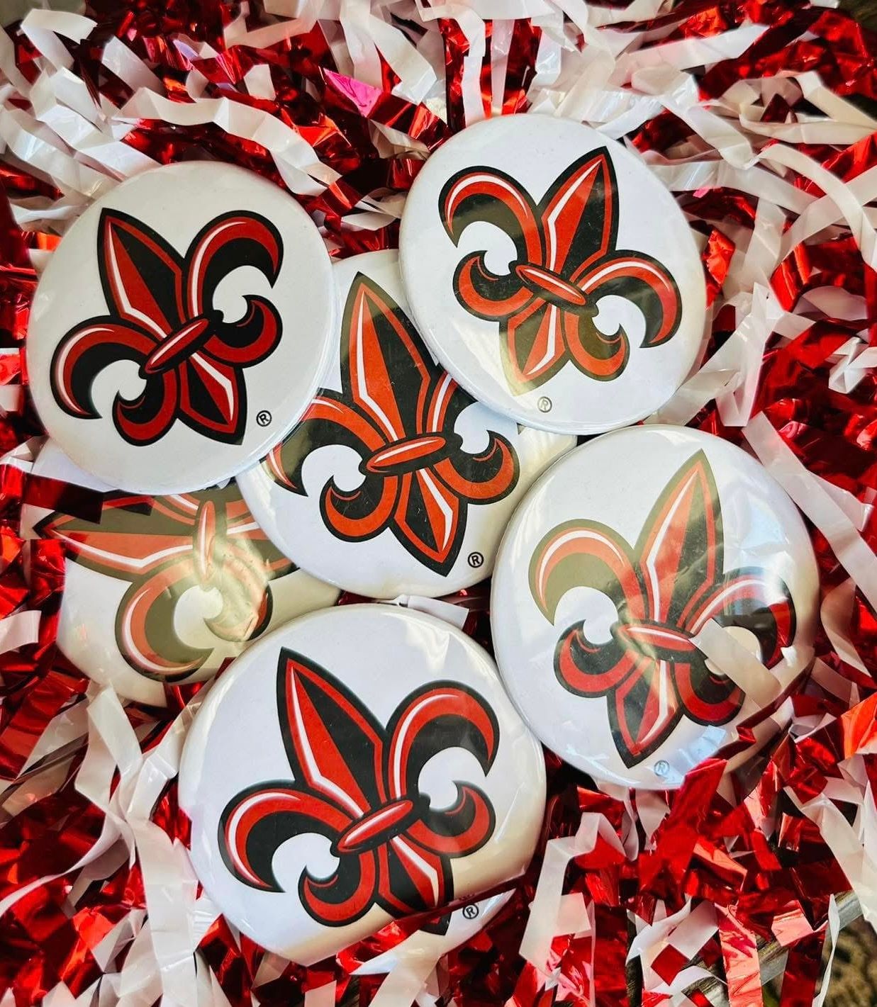 UL Gameday Buttons Large