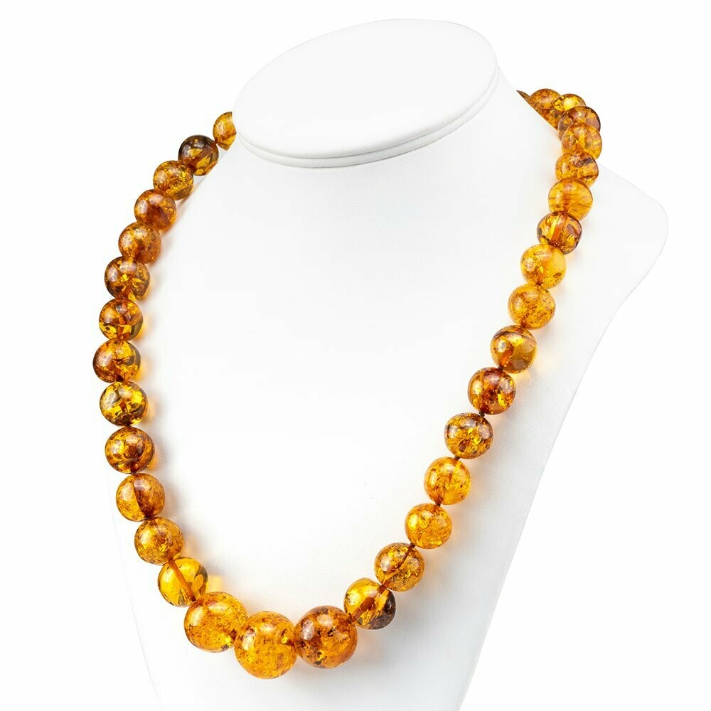 Янтарное ожерелье медового цвета