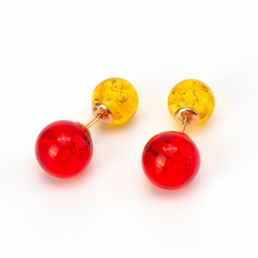 Позолоченные серьги пусеты с красным и лимонным янтарем 