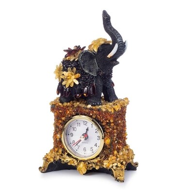 Настольный сувенир-часы, украшенный натуральным янтарём