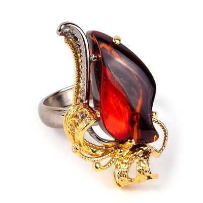 Шикарное позолоченное кольцо с натуральным янтарем