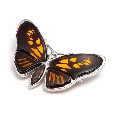 Стильная дизайнерская брошь - кулон в серебре с натуральным янтарем "Бабочка"