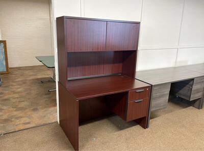 Mahogany Single Desk With Hutch