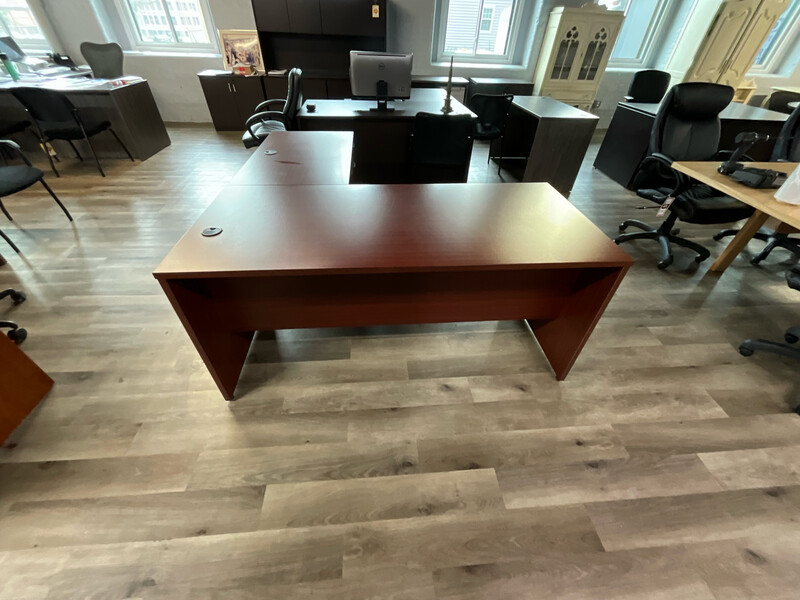 Pre Owned Mahogany L Shape Desk Pre Owned Mahogany L Shape Desk