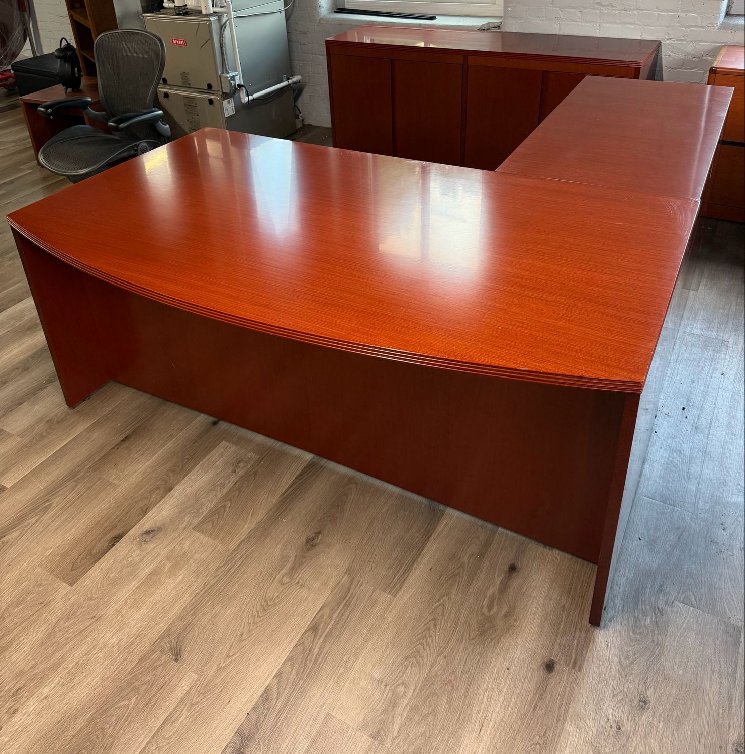Rudnick Cherry Wood Executive L Shape Desk Set
