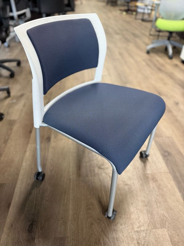 Steelcase Stackable Chairs Steelcase Stackable Chairs