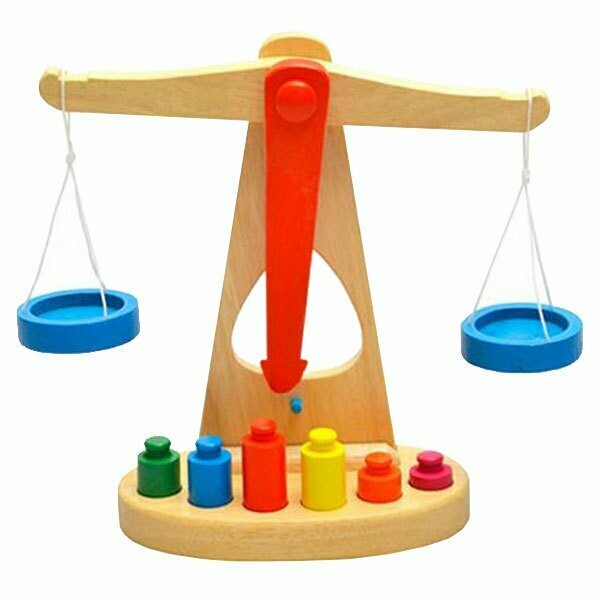 Wooden Toy Balancing Scale