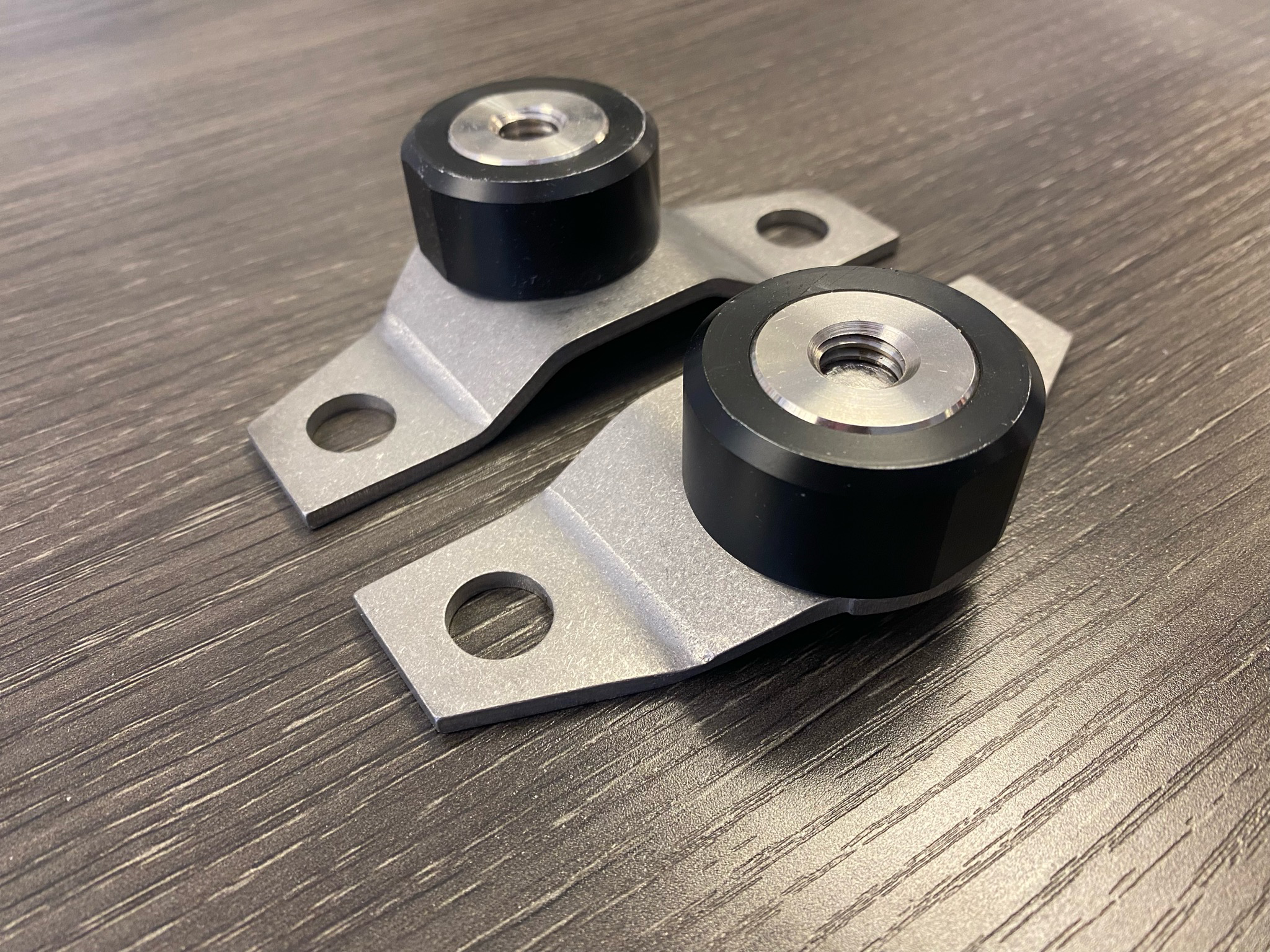 1967-72 C10 Tailgate Trunnions