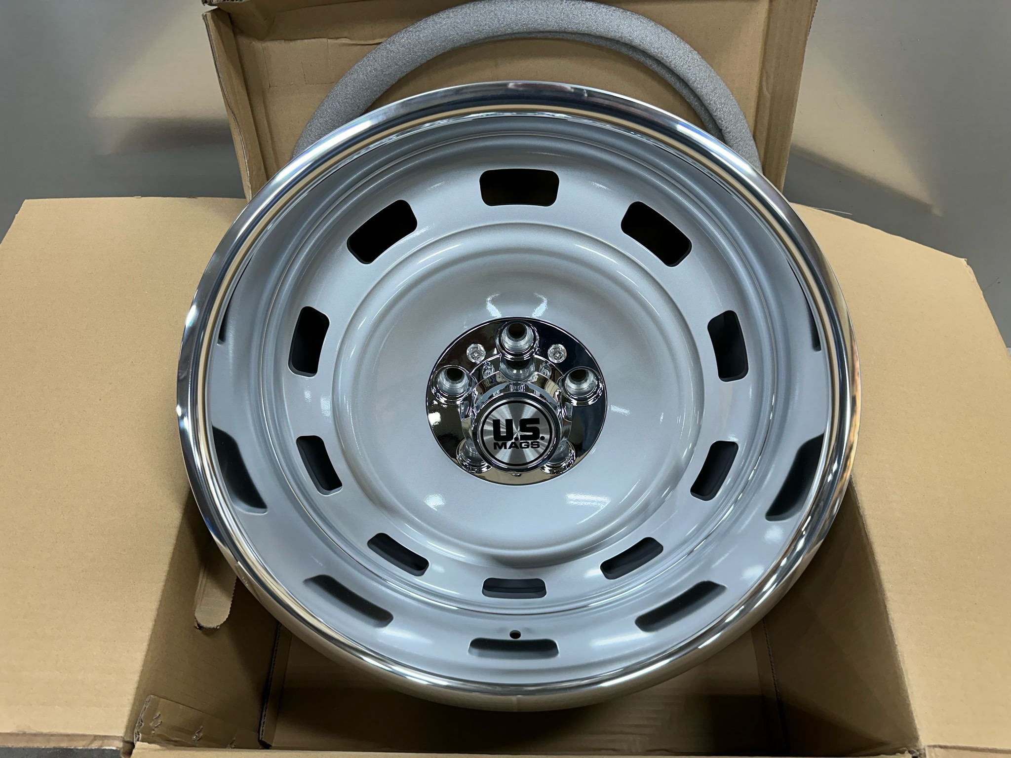 US Mags Schottdale 22x9 and 22x10.5