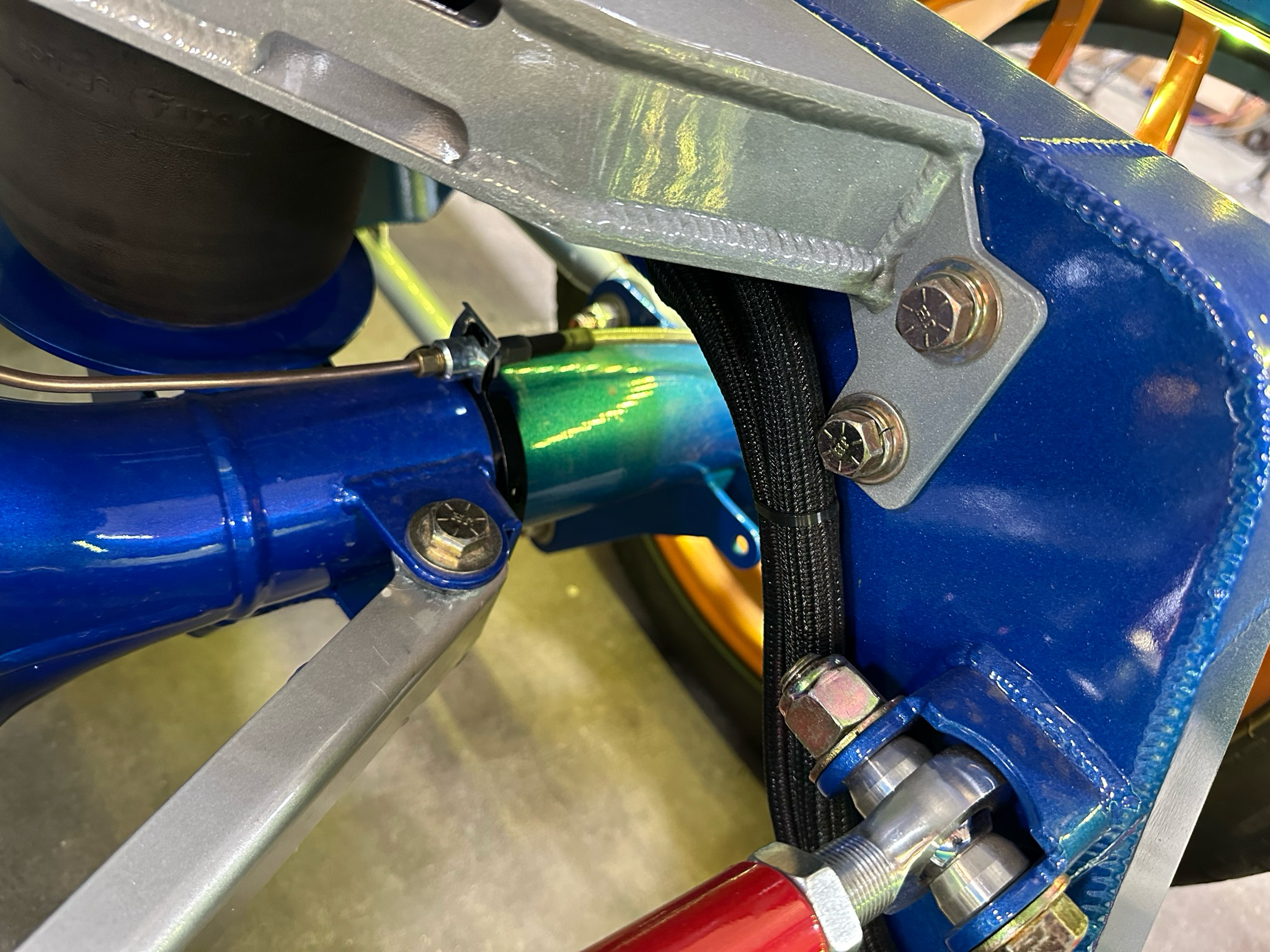 Wilwood Flex line Clamp On Axle Bracket Brake Line Kit-12” Length