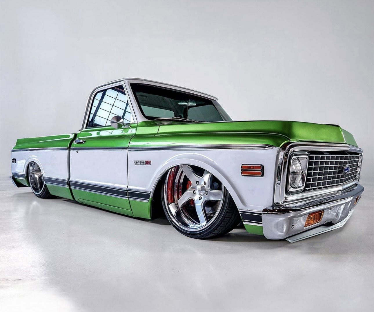 Raceline Illusion 22x9 and 22x12 Billet Wheels (Call to order)