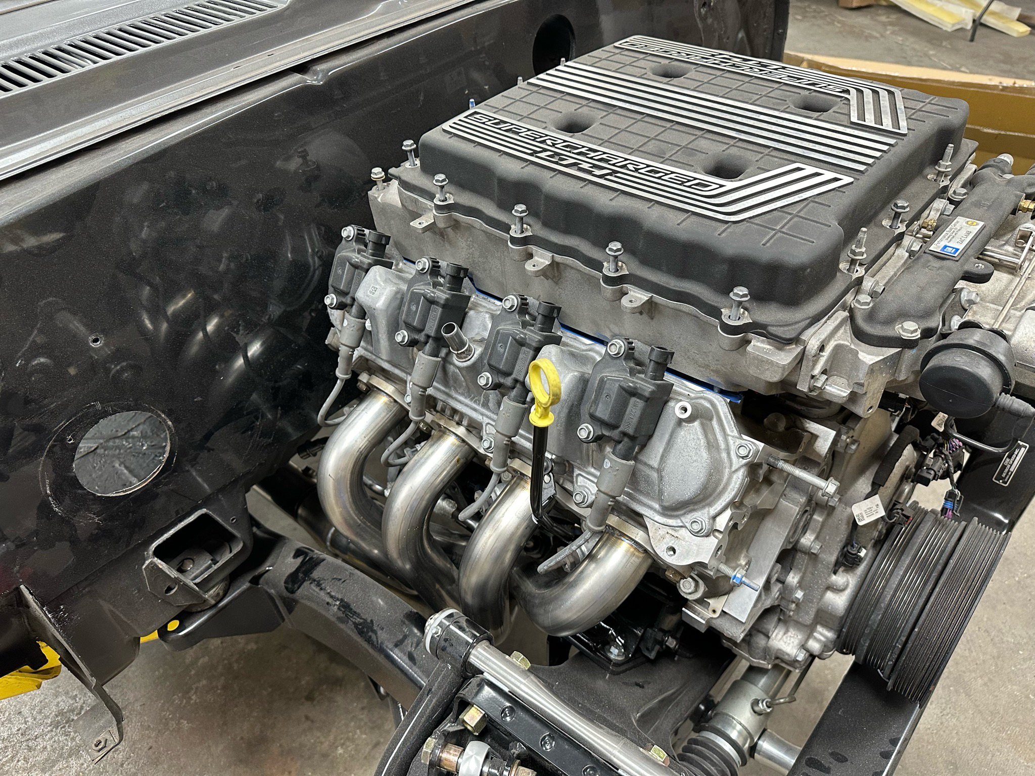 Hooker BlackHeart - DSE 1967-69 Camaro/Firebird LT swap headers for use with the DSE hydroformed subframe.