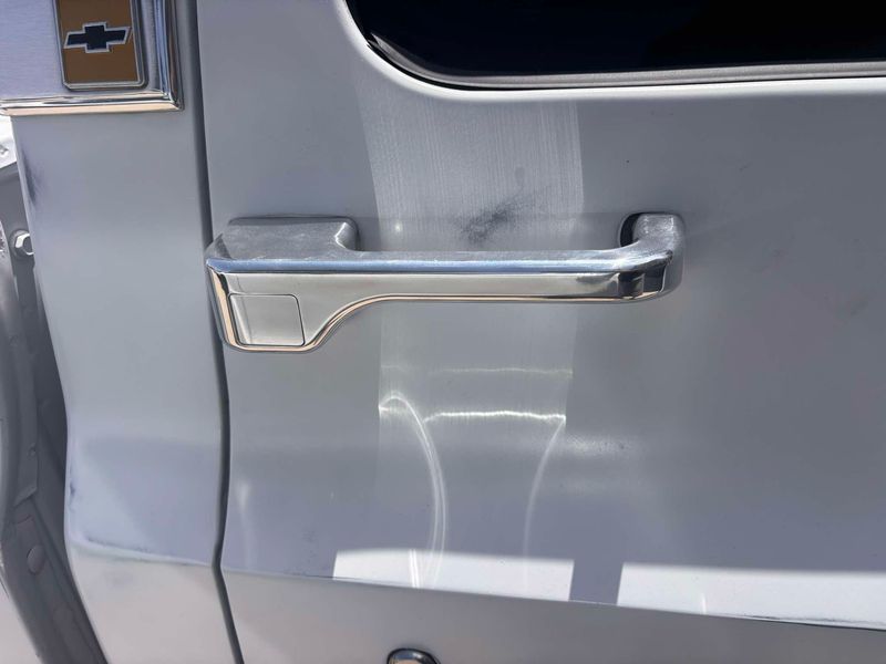 Van Fab 1973-87 Chevy/GMC Door Handles