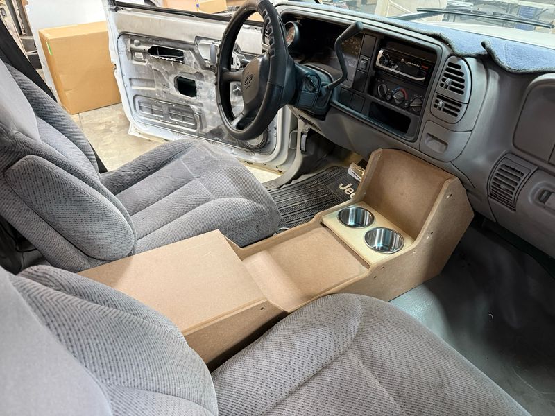1988-98 Chevy/GMC Truck Center Console Kit for Bucket Seats