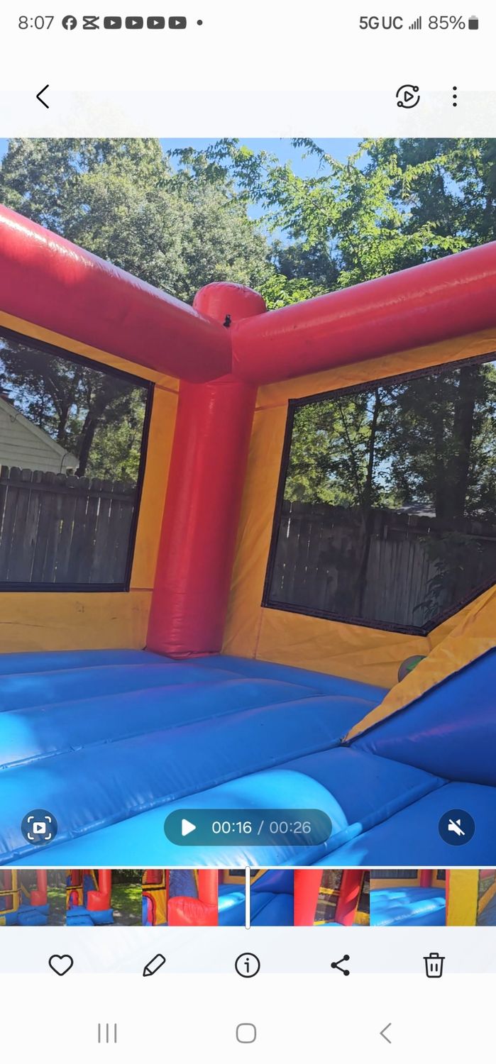 Jumping castle/ dry slide